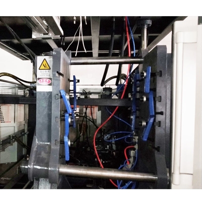 Automatische Jerry Can Bottle Blow Molding-Machine 20L HDPE van de 3 Laaguitdrijving Plastiek