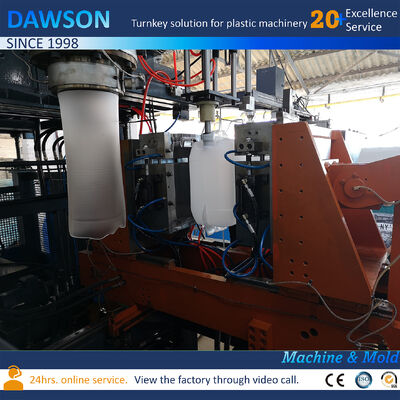 Uitvoer 130 kg per uur 20 liter Jerry Can Extrusie HDPE-gietmachine Plastic Drum Blow Molding Machine 4.4 Bij 3.4 Bij 3.6 Meter