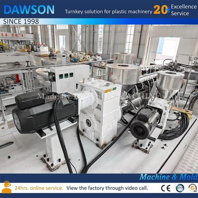 Eenvoudig te bedienen HDPE Toilet Seat Extrusion Blow Molding Machine met 30 kW Extruder Motor Power